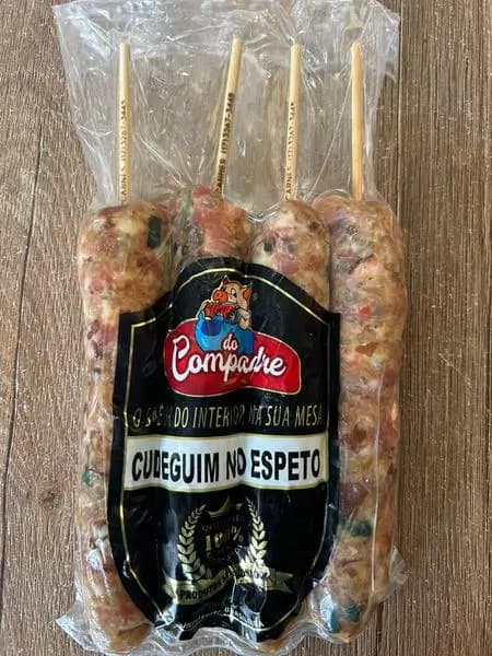 LINGUICA NO ESPETO RECHEADA DO COMPADRE 500G